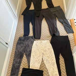 LULU-LEMON CLOSET SELLOUT, 9 leggings, 3 bras, 8 shirts
